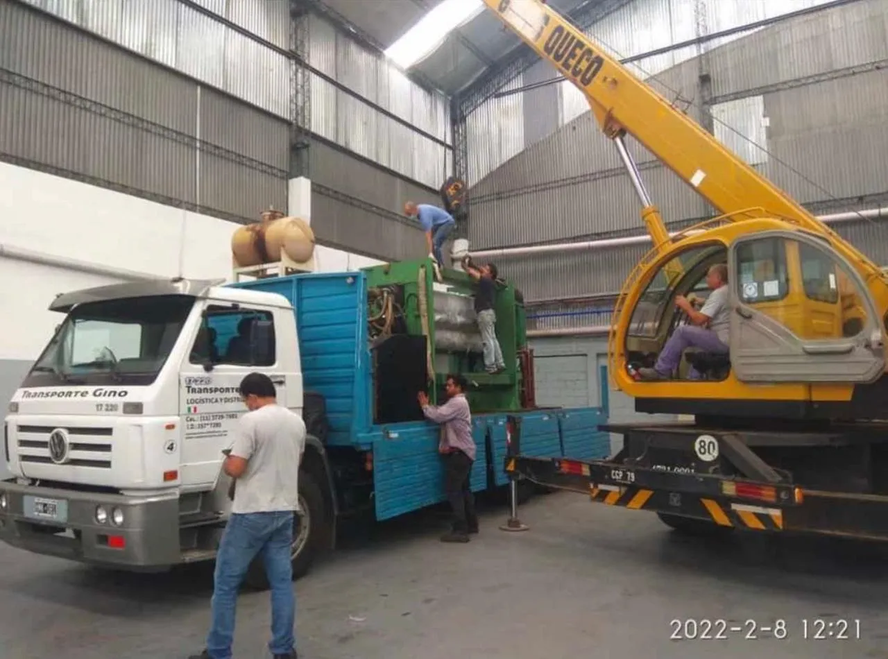 Camión sider para cargas generales